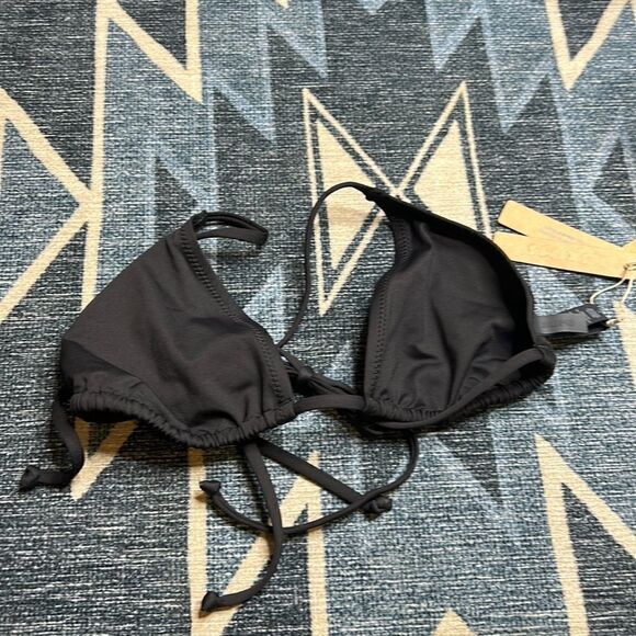 NWT SKIMS swim triangle top - Picture 4 of 6